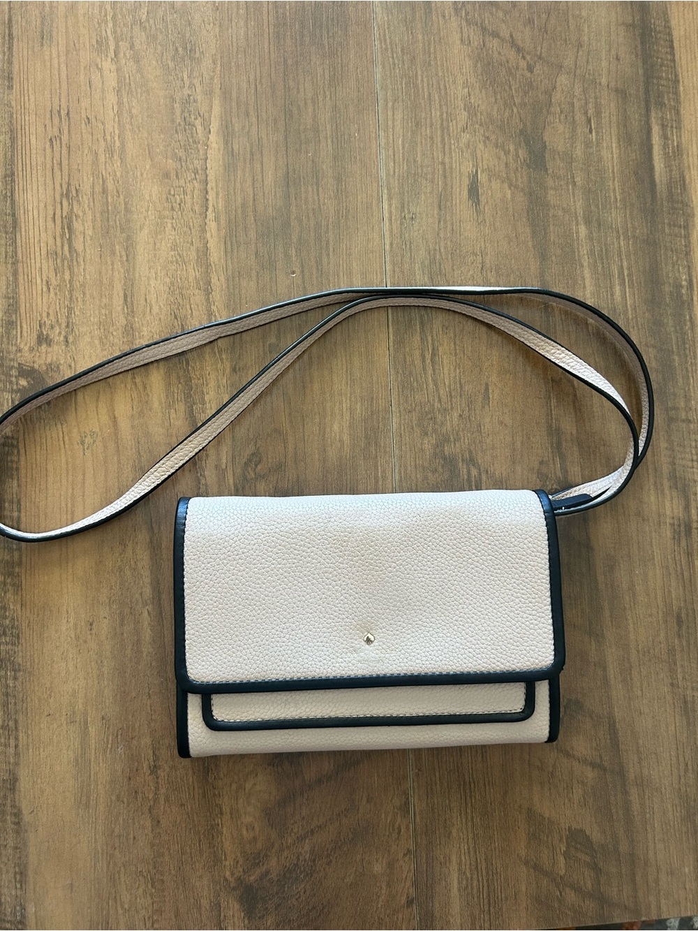 Elegant Women's Crossbody Bag in Cream with Black Trim